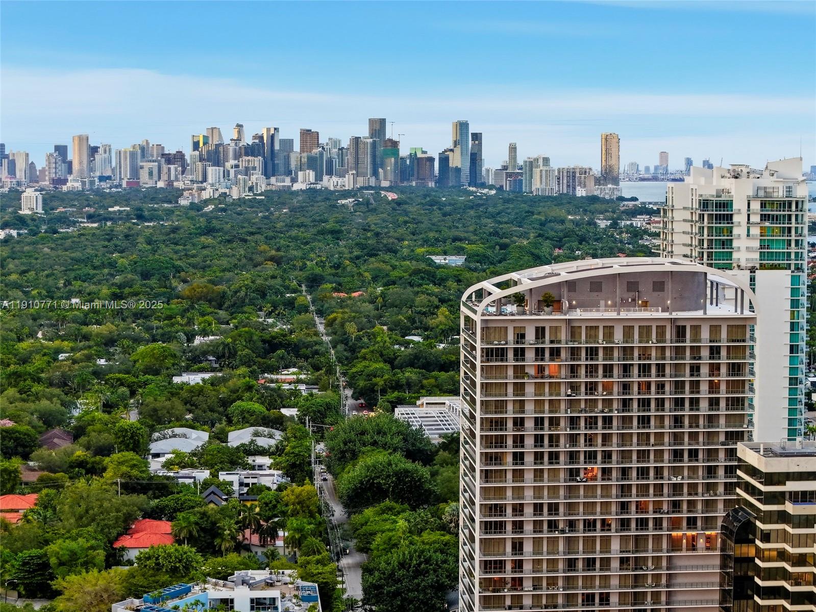 2678 Tigertail Ave #1110, Miami FL 33133