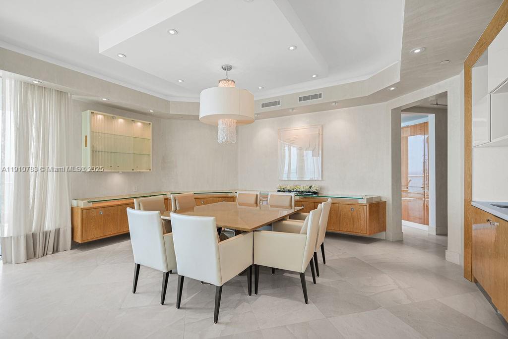 16047 Collins Ave #1104, Sunny Isles Beach FL 33160