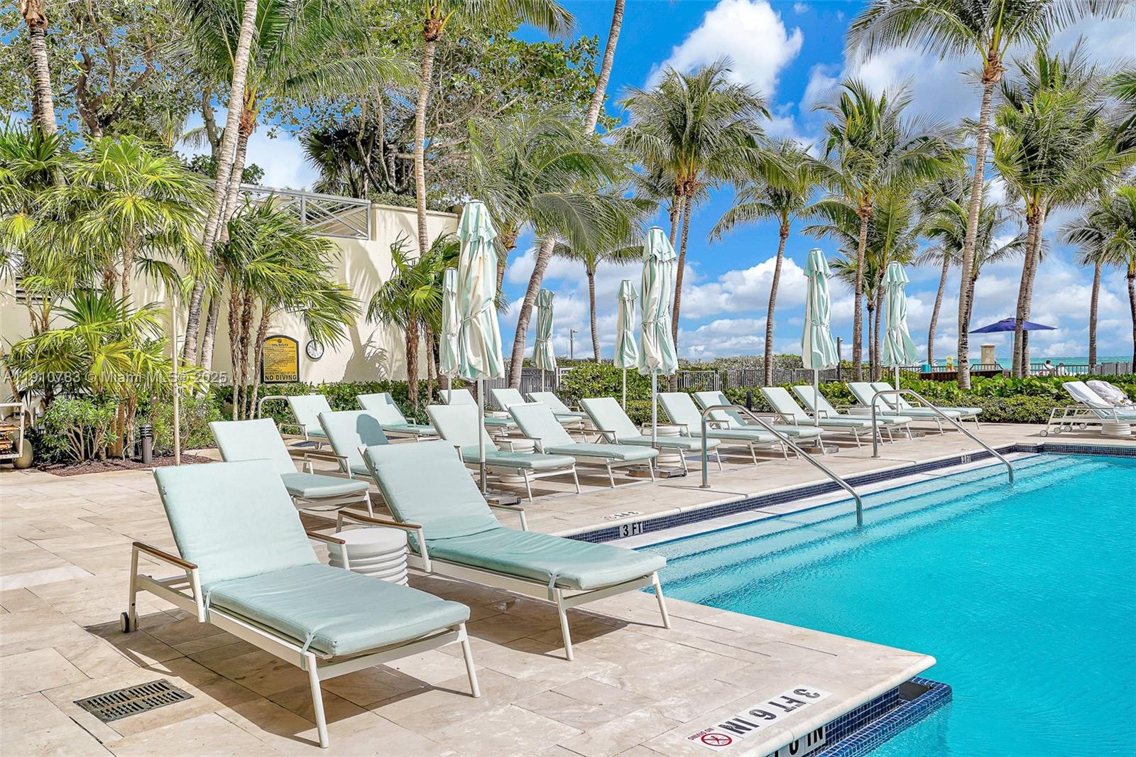 16047 Collins Ave #1104, Sunny Isles Beach FL 33160