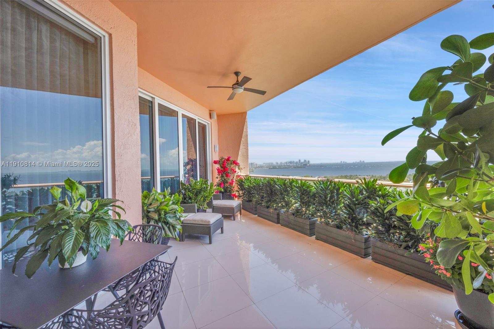 10 Edgewater Dr #PH-C, Coral Gables FL 33133