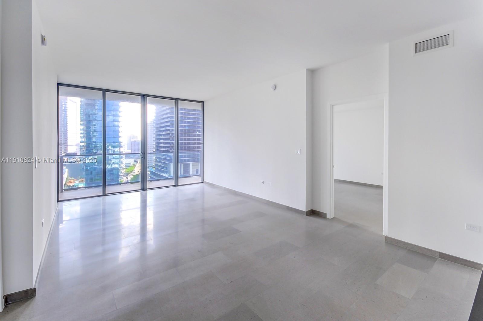 88 SW 7th St #1503, Miami FL 33130