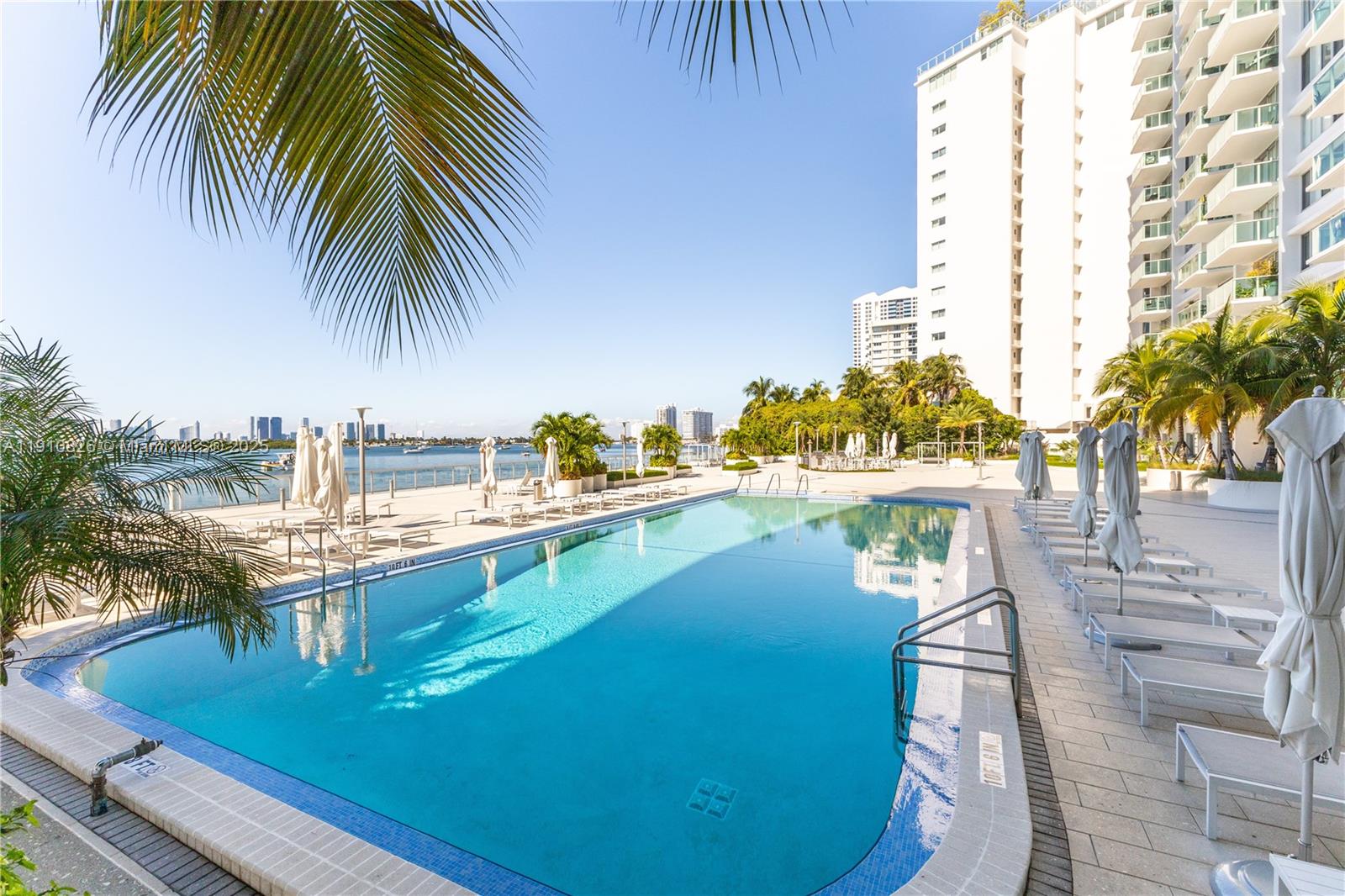 1000 West Ave #1522, Miami Beach FL 33139