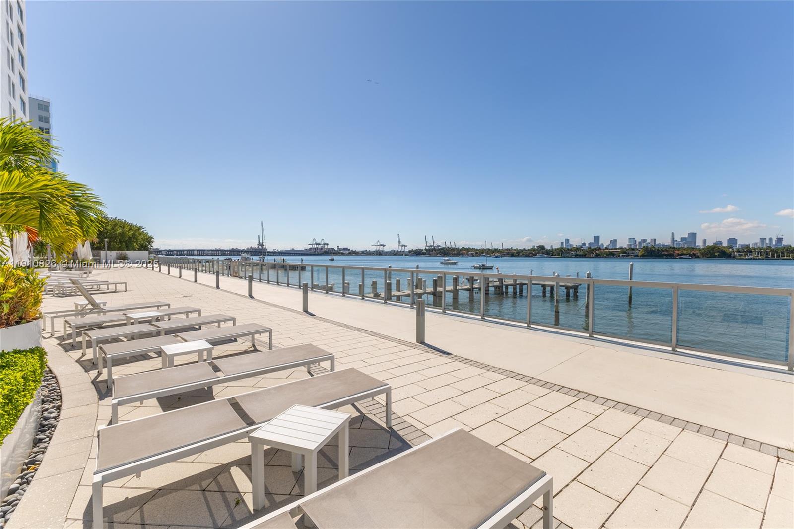 1000 West Ave #1522, Miami Beach FL 33139
