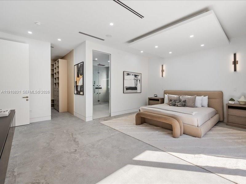270 N Shore Dr, Miami Beach FL 33141