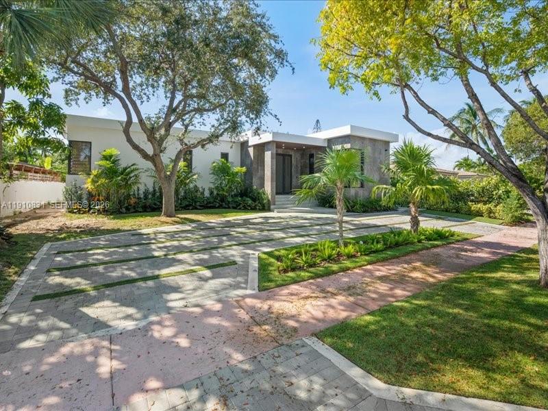270 N Shore Dr, Miami Beach FL 33141