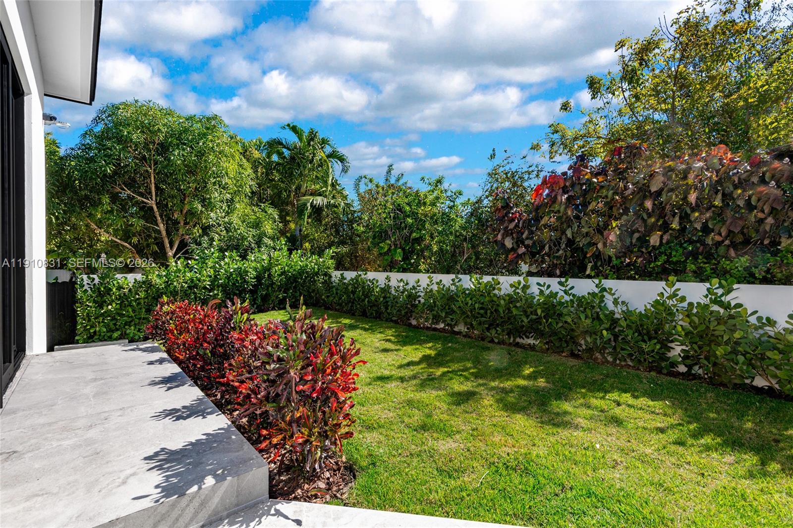 270 N Shore Dr, Miami Beach FL 33141