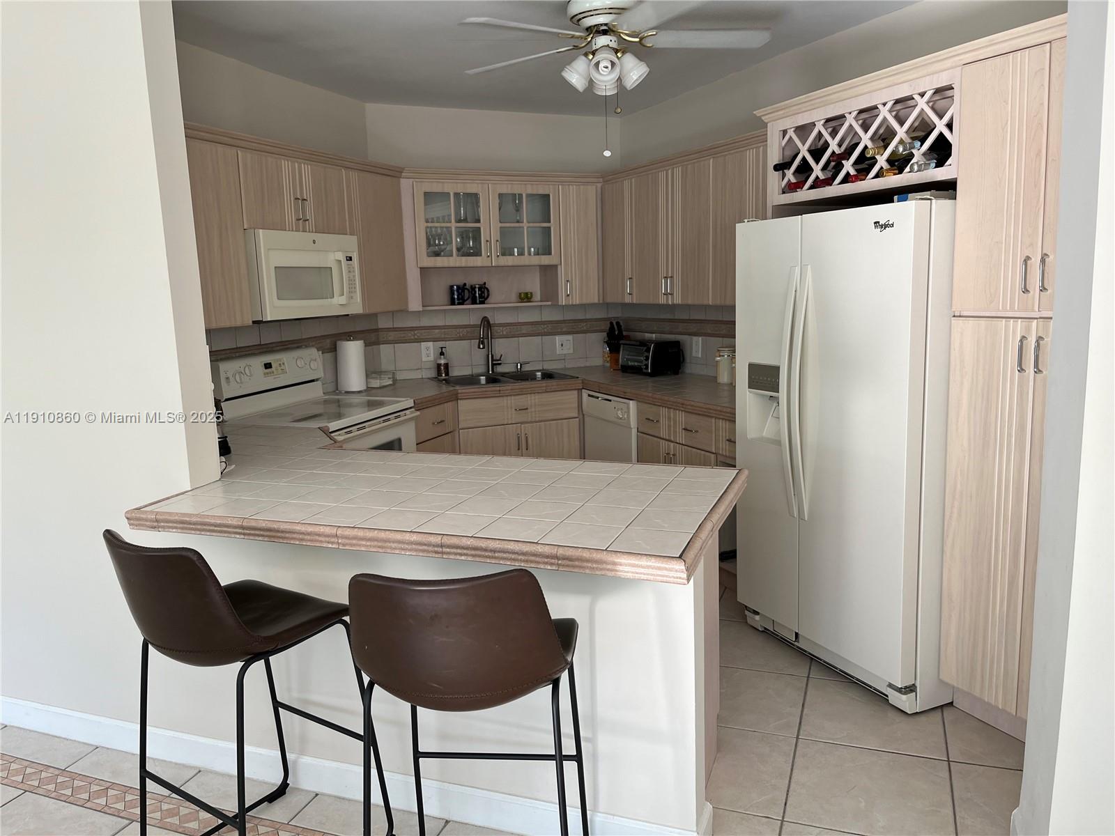 5161 Collins Ave #214, Miami Beach FL 33140