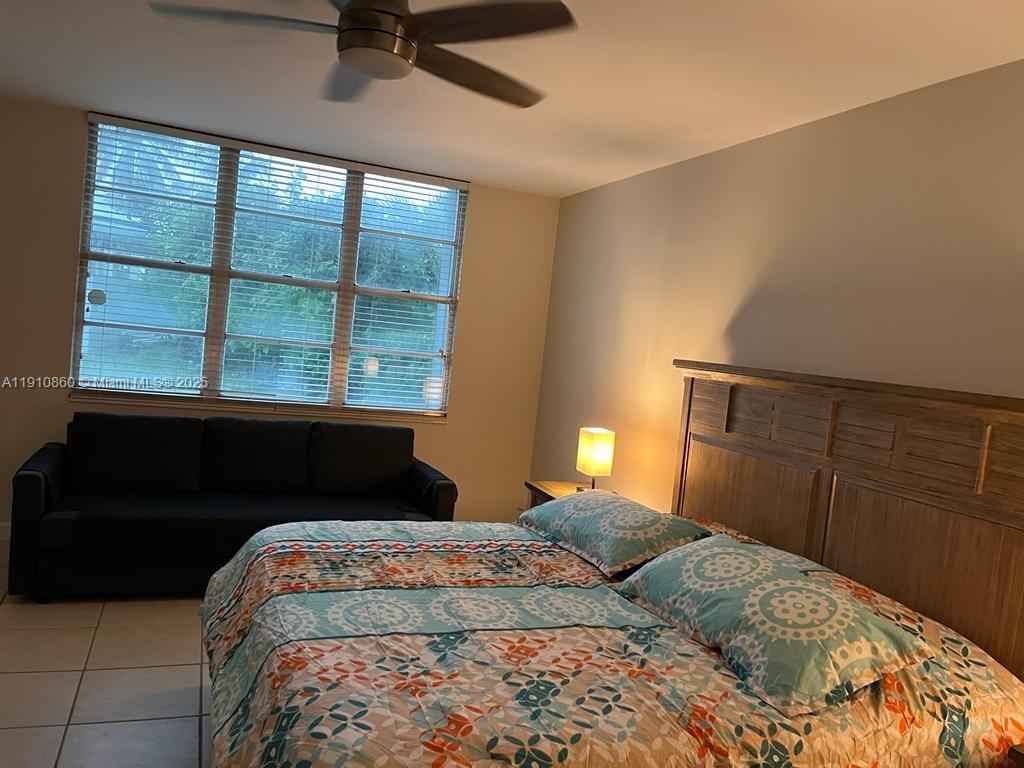 5161 Collins Ave #214, Miami Beach FL 33140