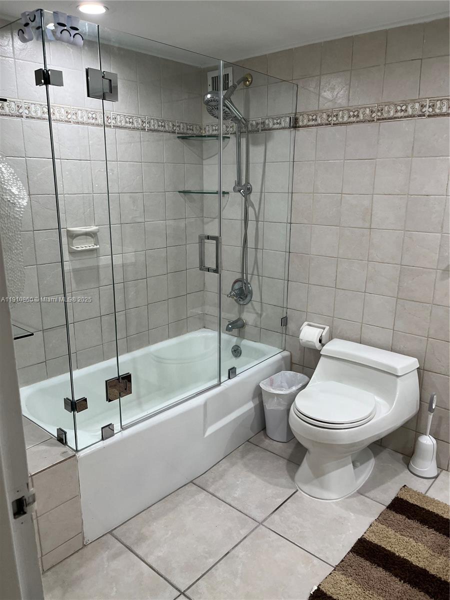 5161 Collins Ave #214, Miami Beach FL 33140