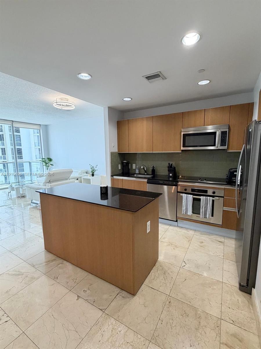 1050 Brickell Ave #1904, Miami FL 33131