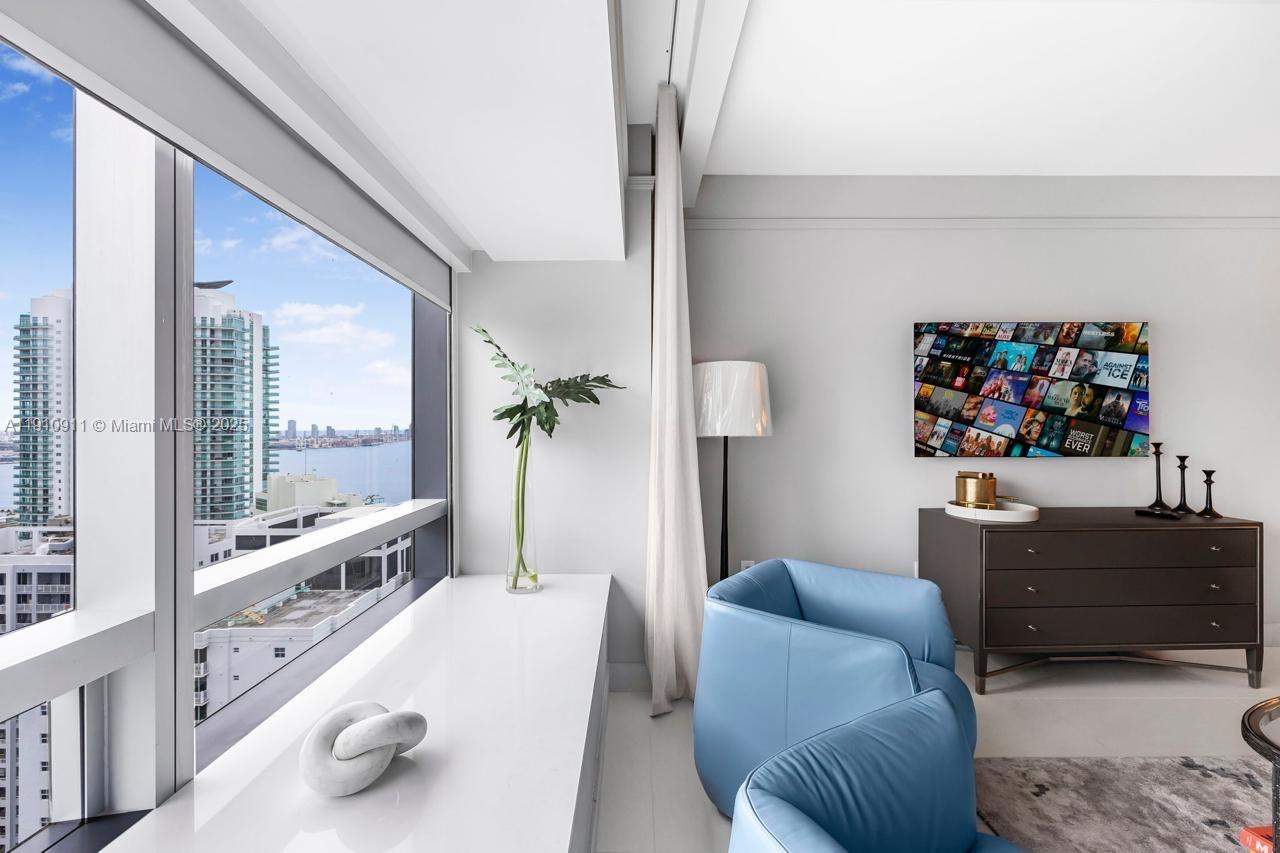 1435 Brickell Ave #3410, Miami FL 33131