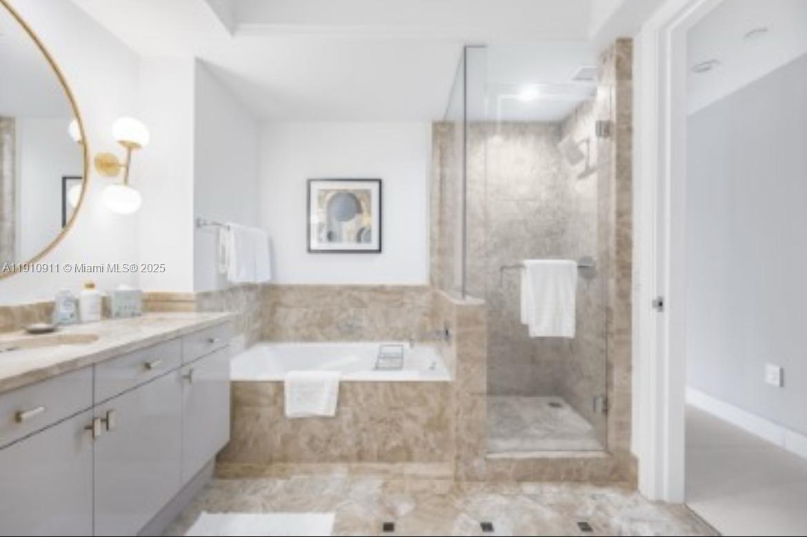 1435 Brickell Ave #3410, Miami FL 33131