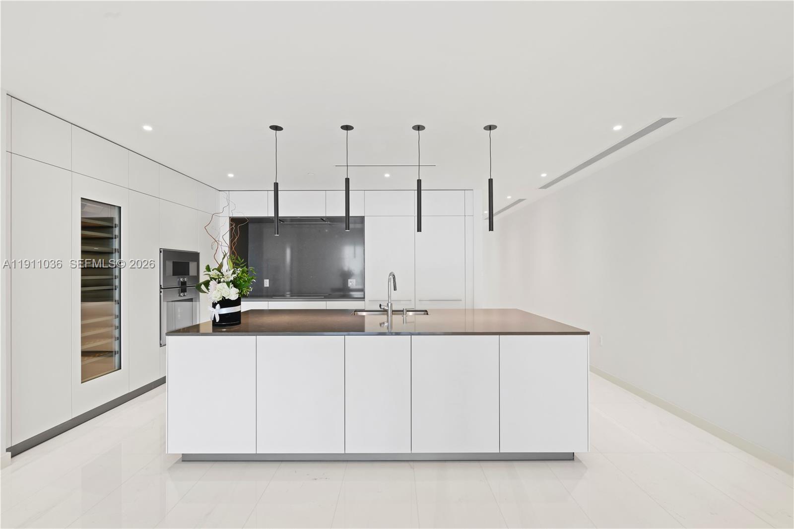 300 Biscayne Blvd Way #3404, Miami FL 33131