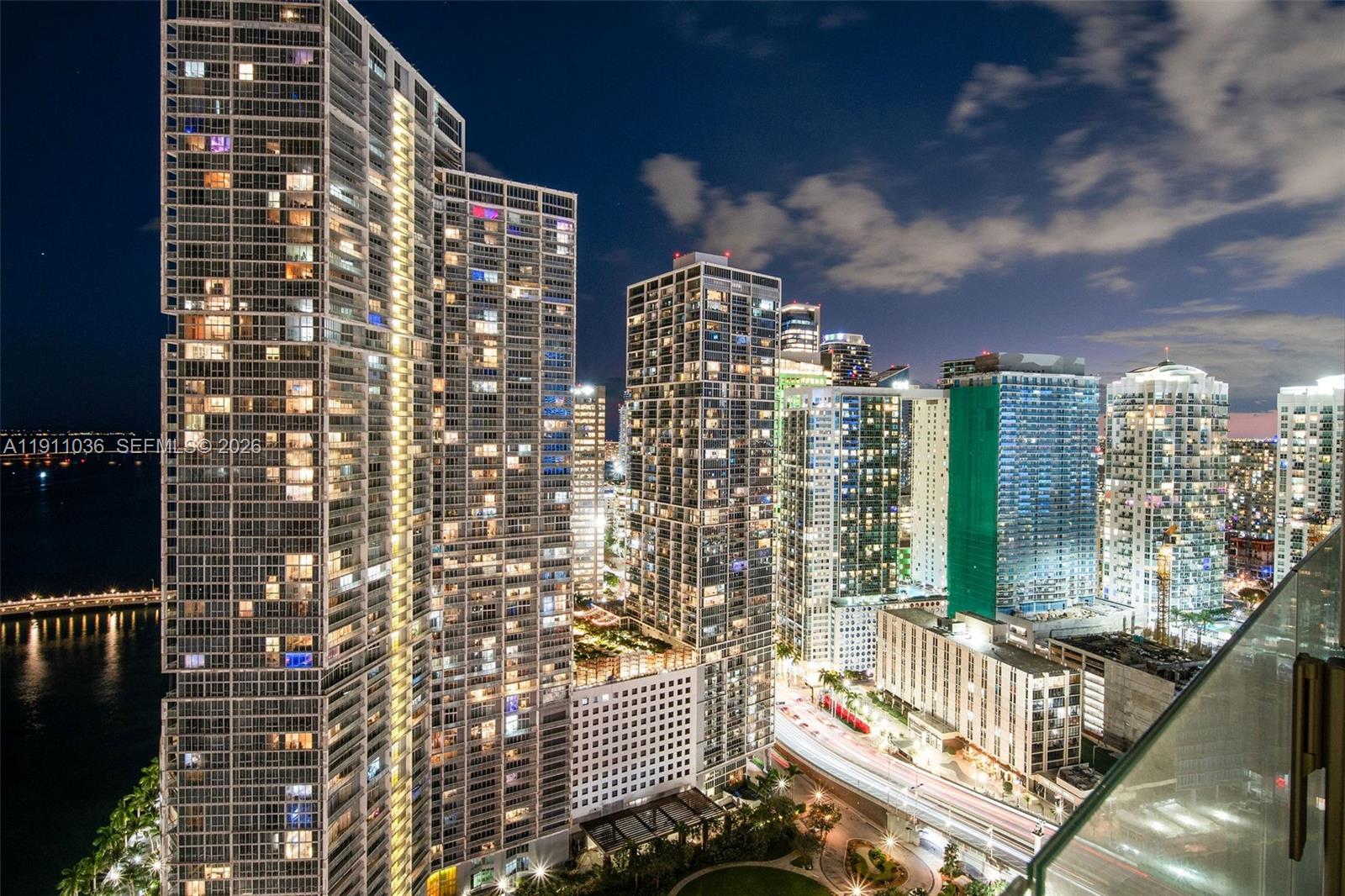 300 Biscayne Blvd Way #3404, Miami FL 33131