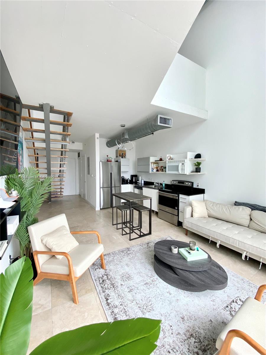 690 SW 1st Ct #1715, Miami FL 33130