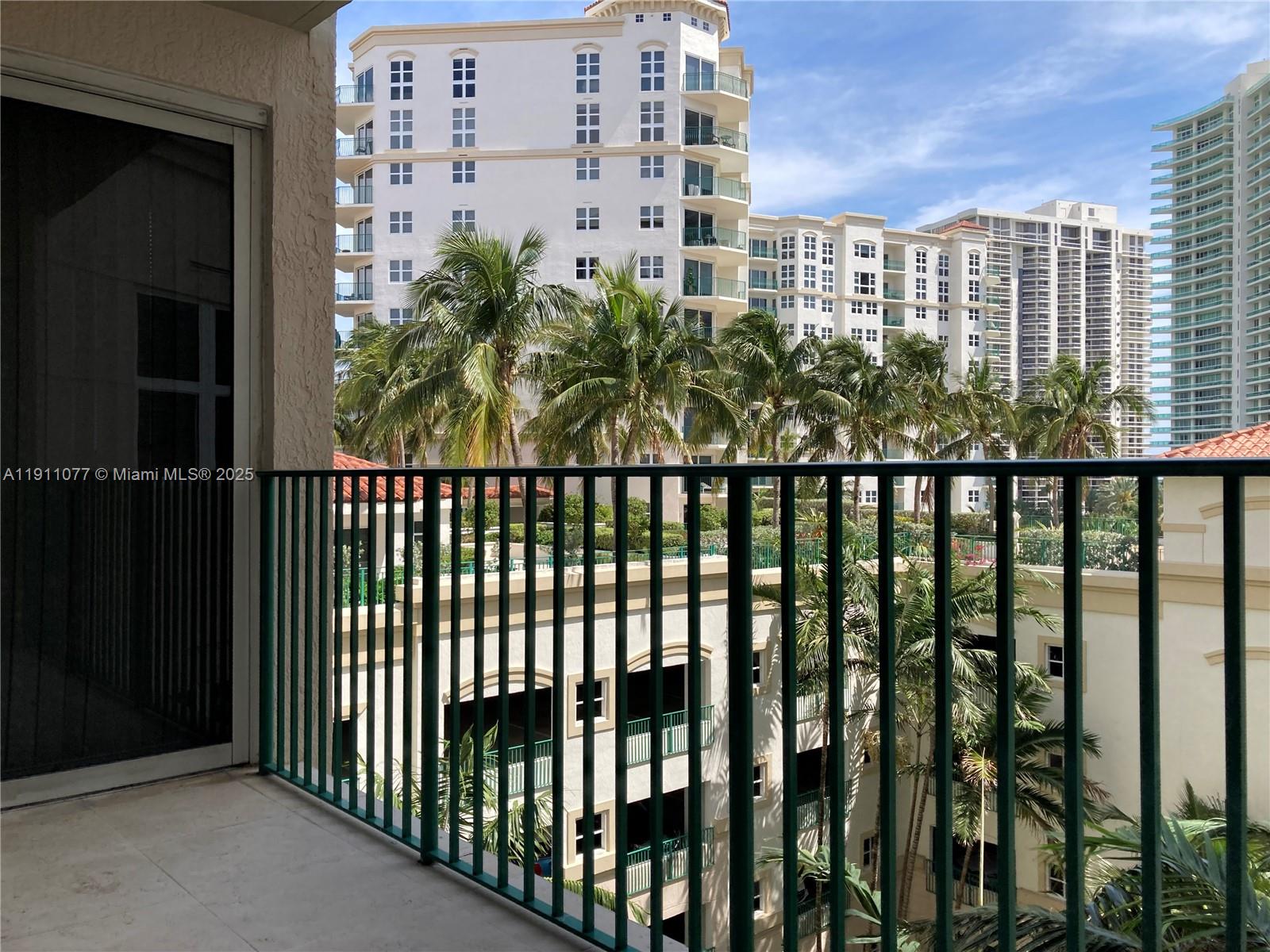 Aventura FL 33180 - A11911077