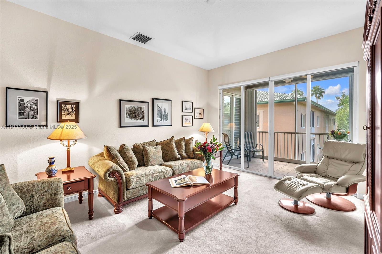 7921 E Exeter Blvd E #202, Tamarac FL 33321