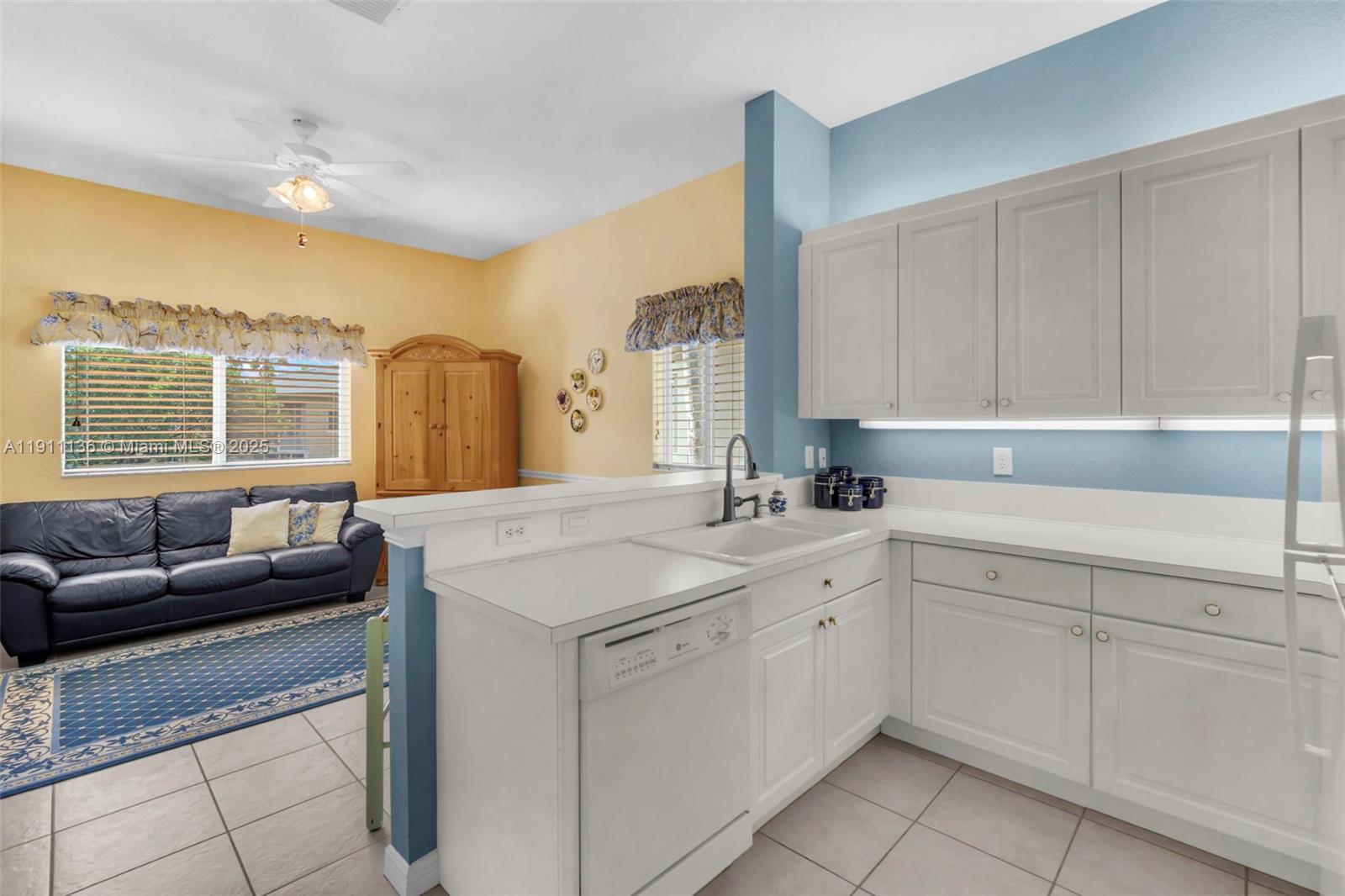 7921 E Exeter Blvd E #202, Tamarac FL 33321