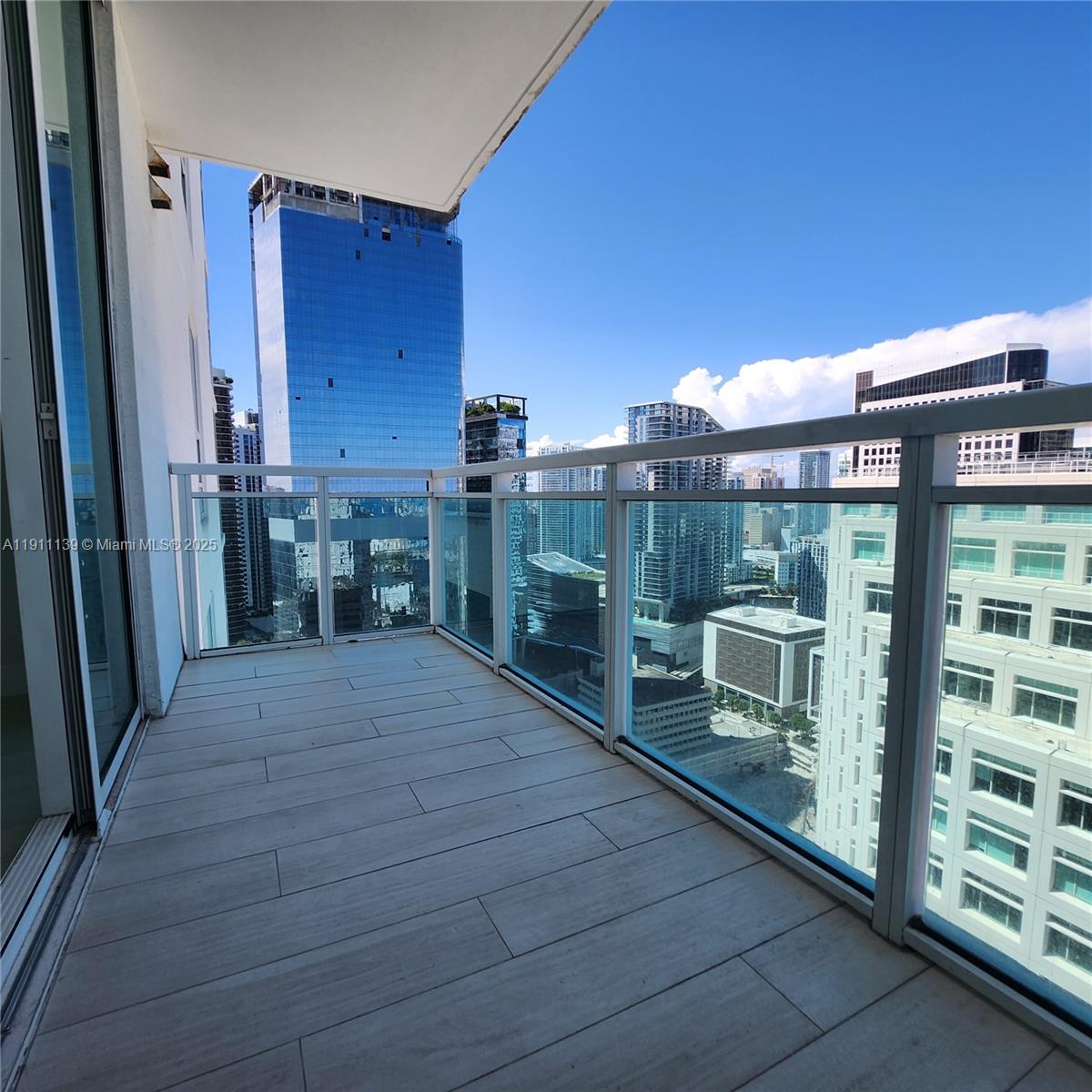 950 Brickell Bay Dr #3702, Miami FL 33131