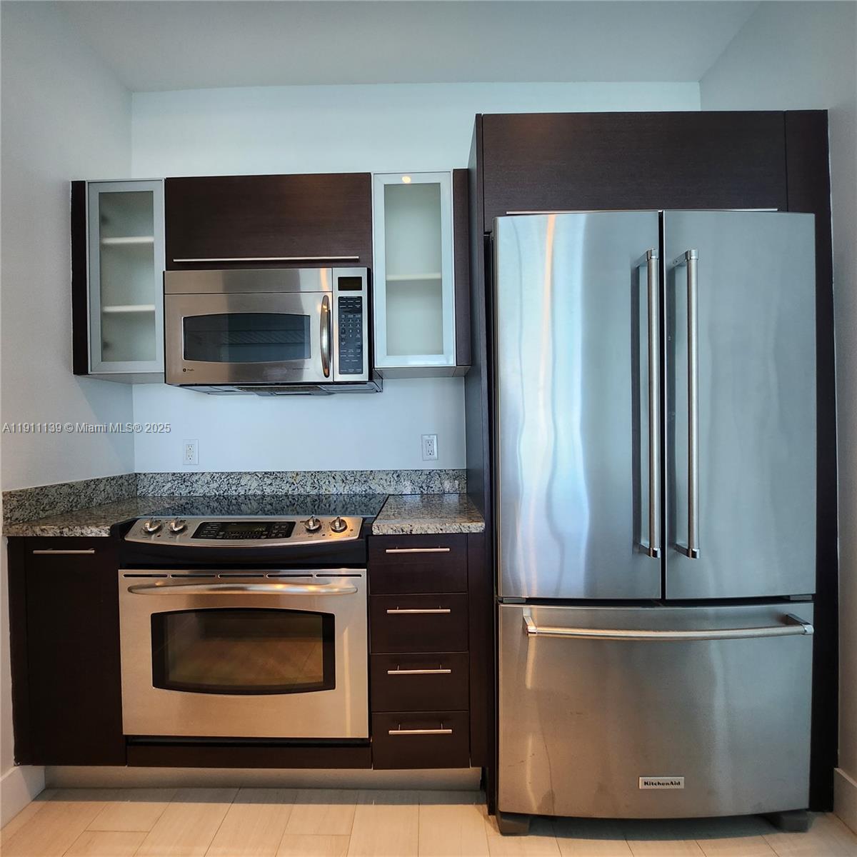 950 Brickell Bay Dr #3702, Miami FL 33131