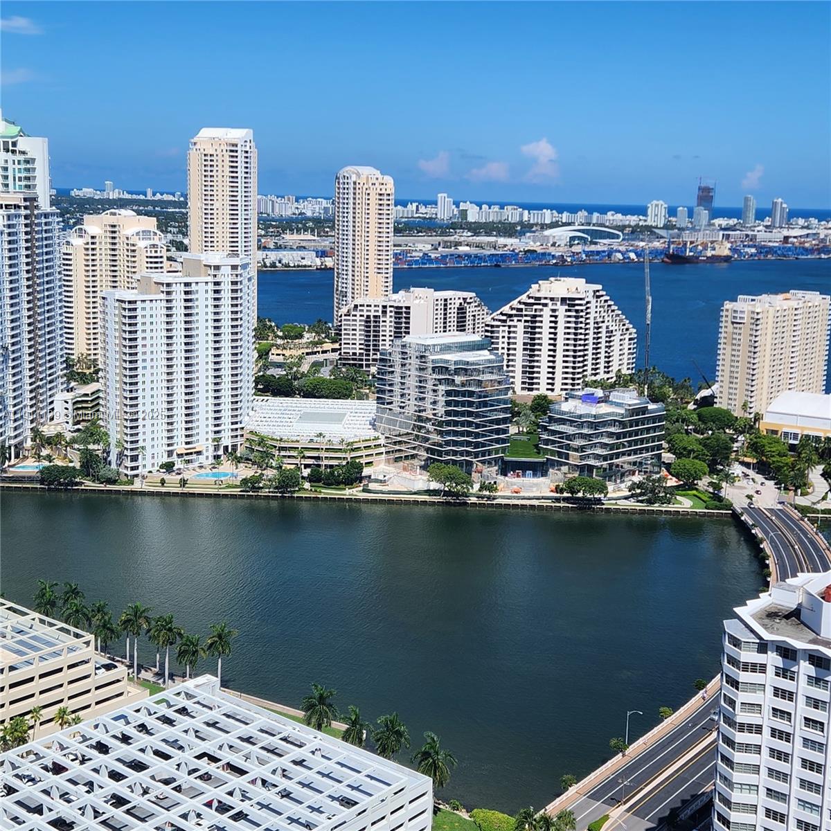 950 Brickell Bay Dr #3702, Miami FL 33131