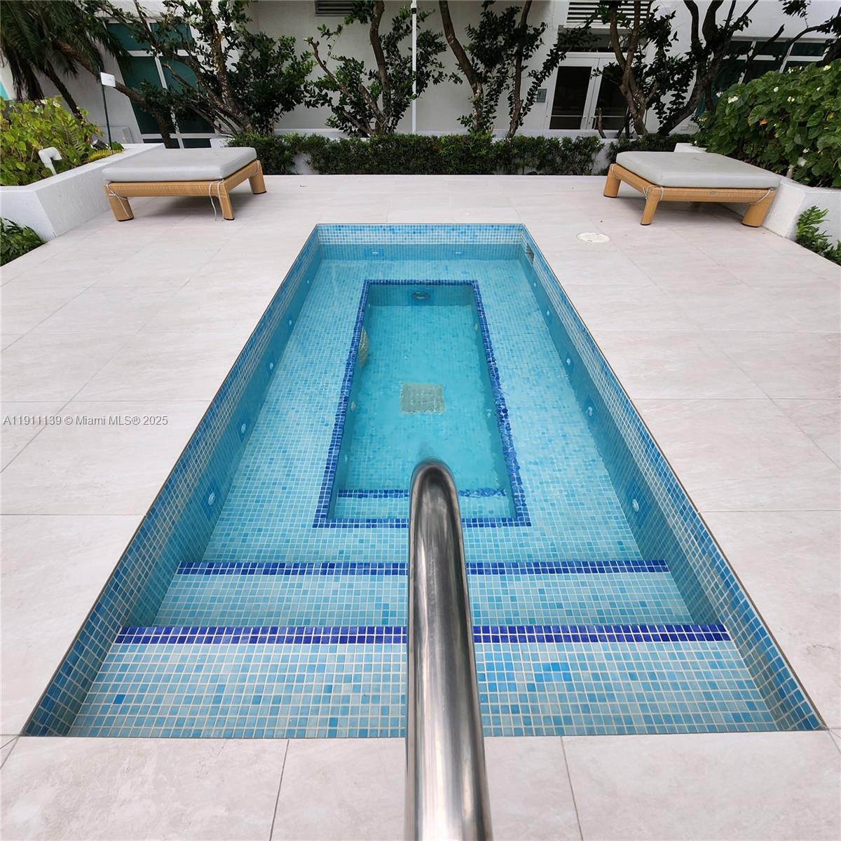 950 Brickell Bay Dr #3702, Miami FL 33131
