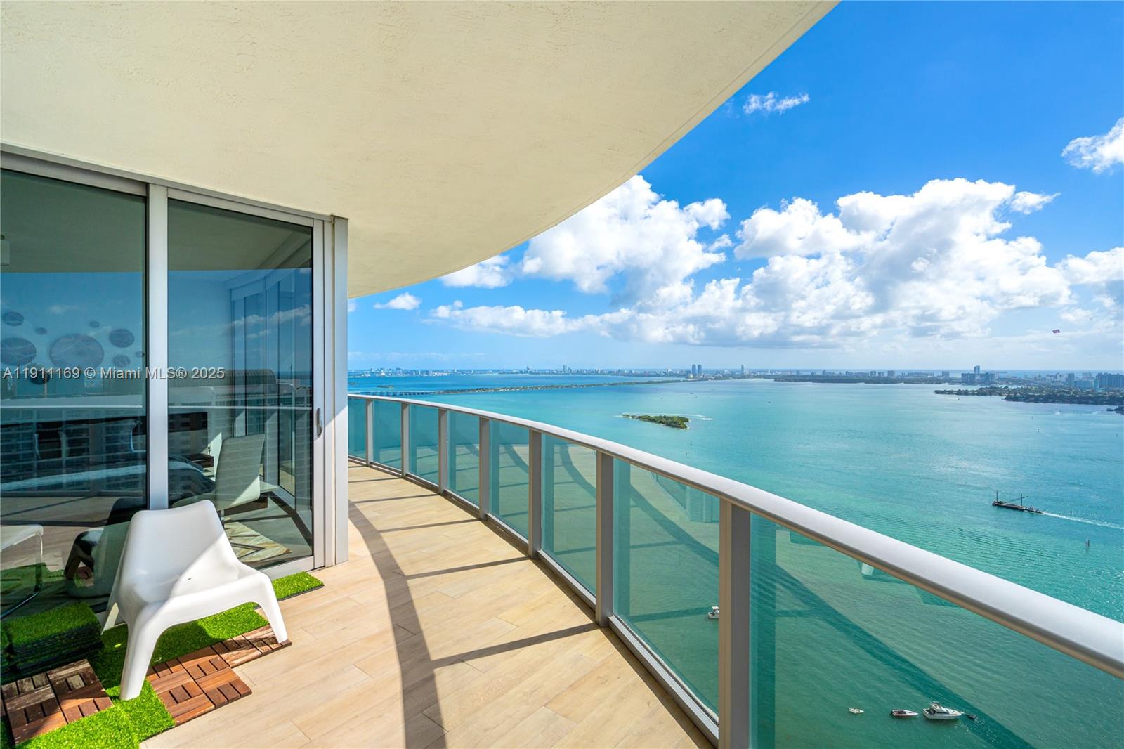 488 NE 18th St #3912, Miami FL 33132