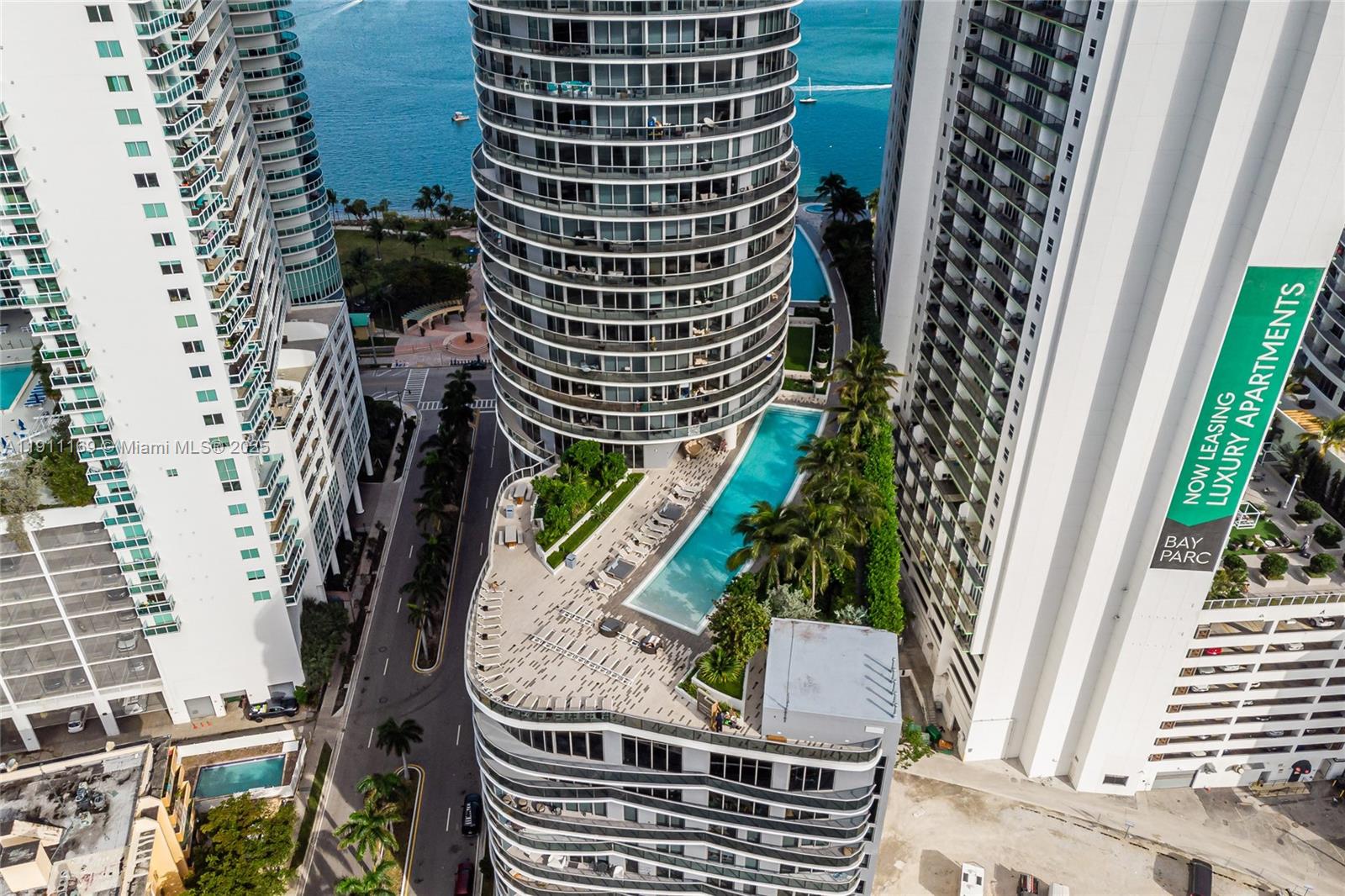 488 NE 18th St #3912, Miami FL 33132