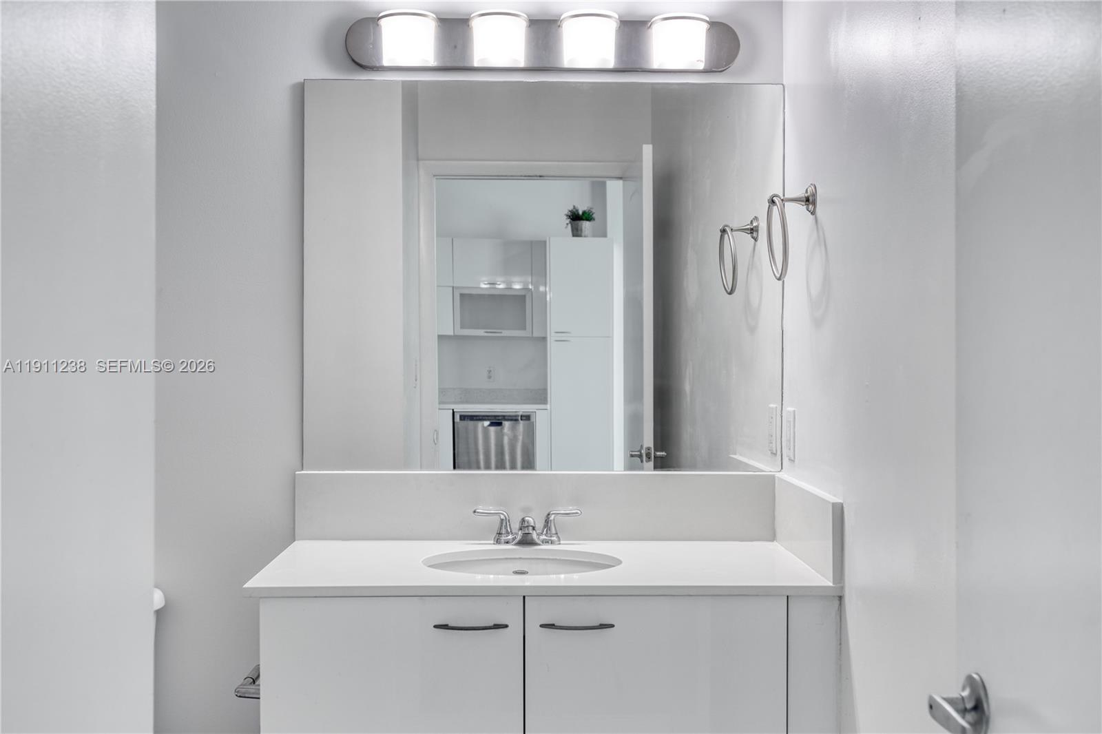 133 NE 2nd Ave #2905, Miami FL 33132