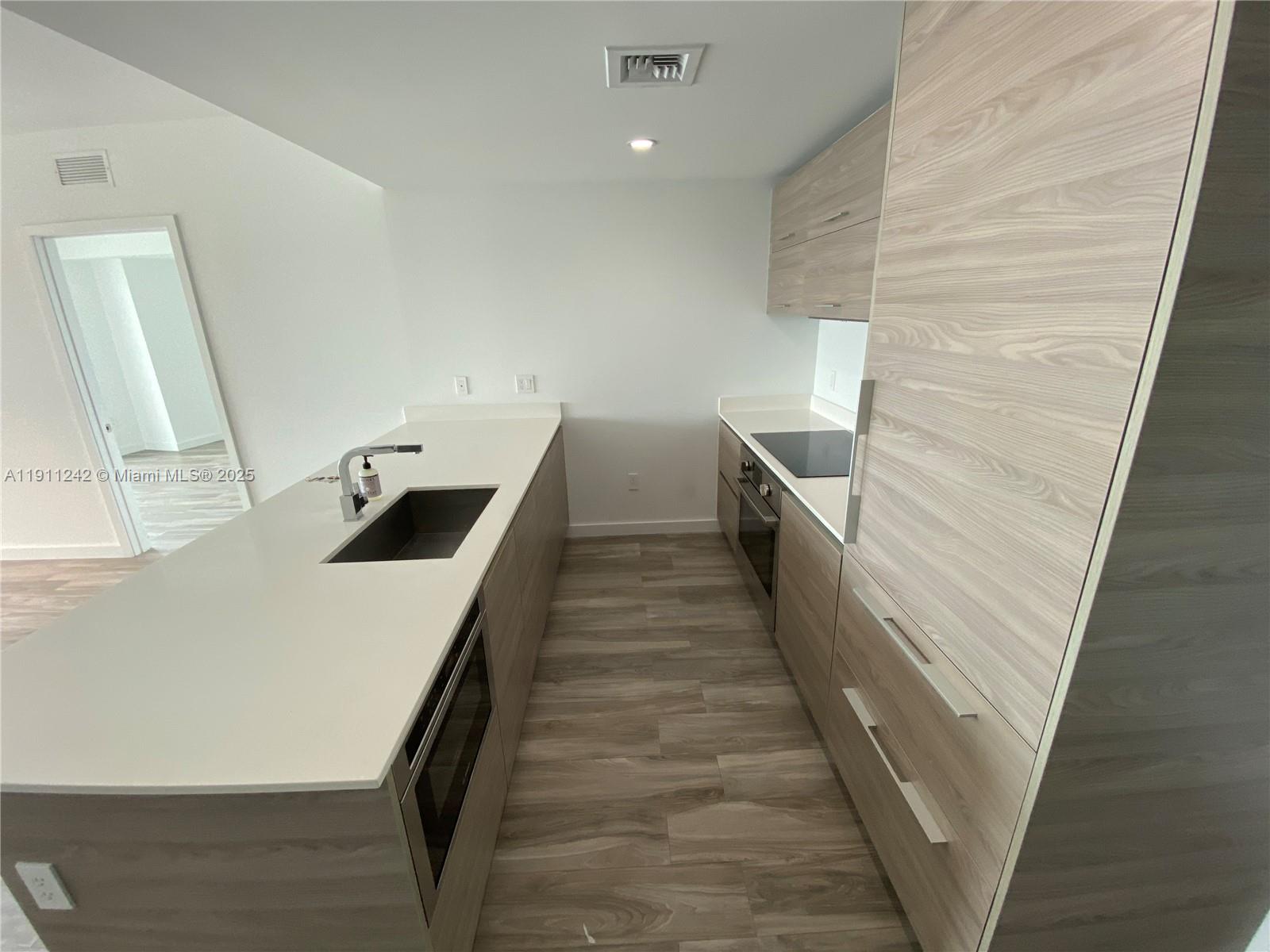 1300 S MIAMI AVE #3802, Miami FL 33130