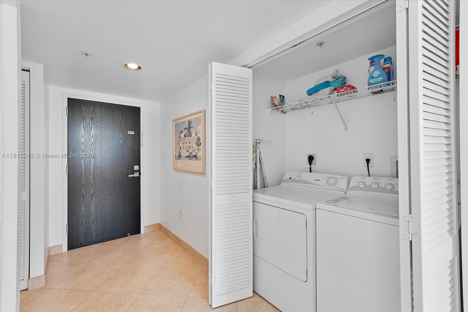 90 Alton Rd #2911, Miami Beach FL 33139