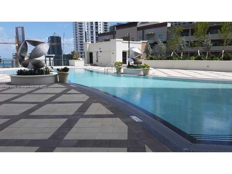 999 SW 1st Ave #1413, Miami FL 33130
