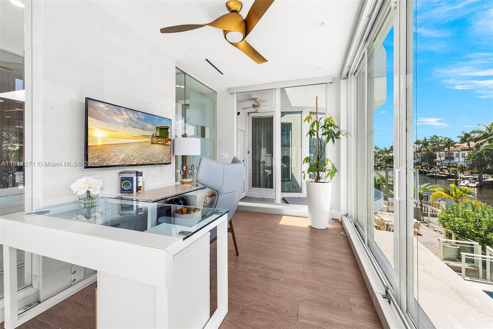 1319 Seminole Dr, Fort Lauderdale FL 33304
