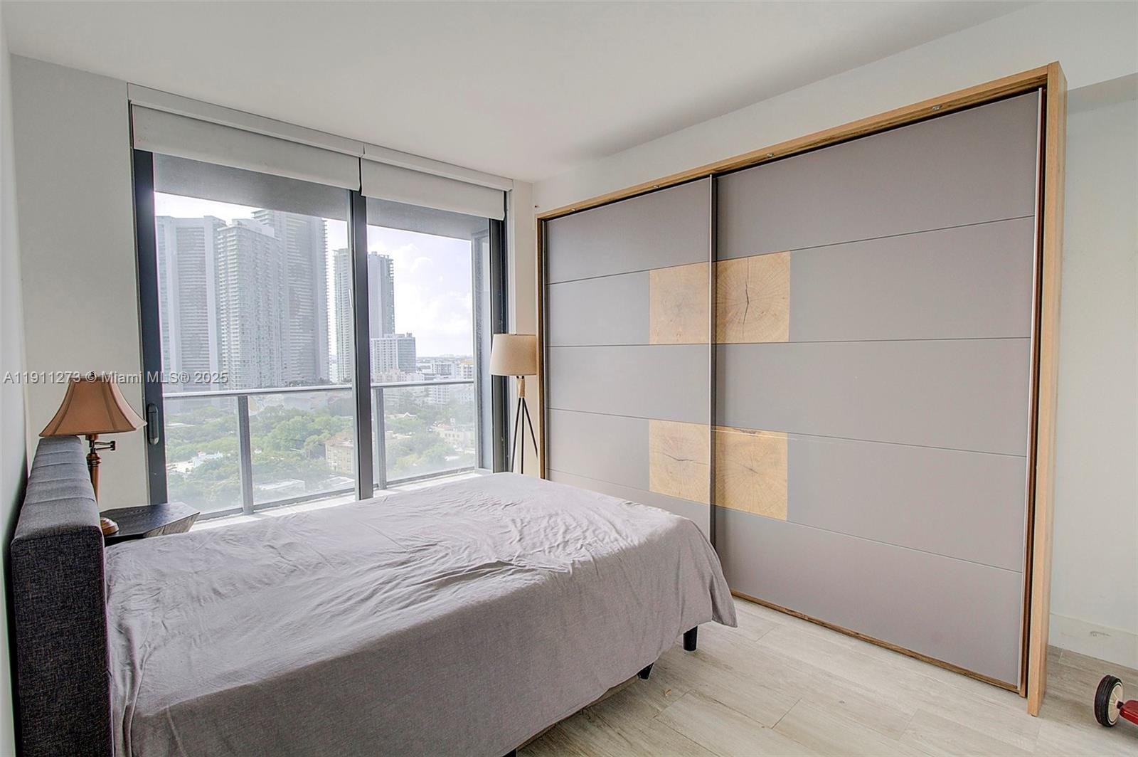 121 NE 34th St #1507, Miami FL 33137