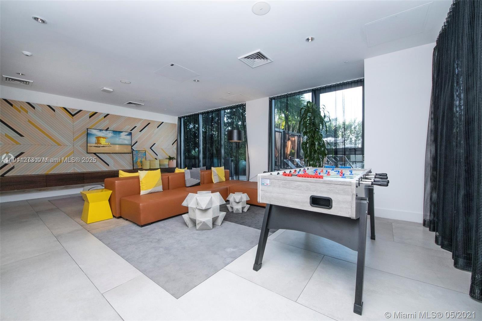 121 NE 34th St #1507, Miami FL 33137