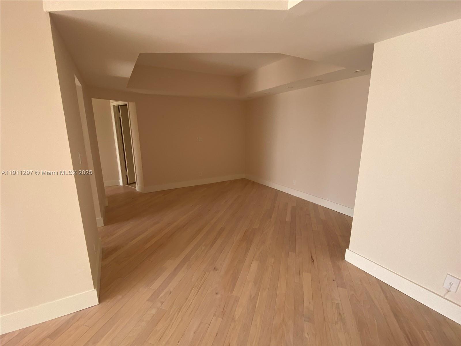 20281 E Country Club Dr #511, Aventura FL 33180