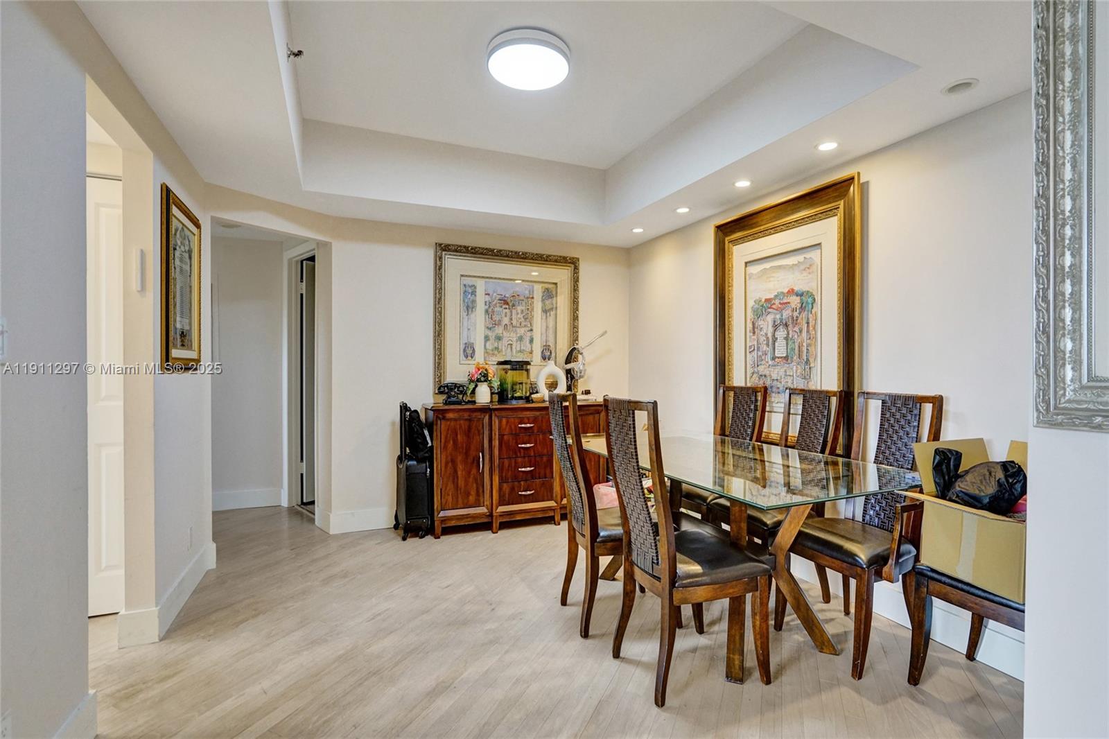 20281 E Country Club Dr #511, Aventura FL 33180