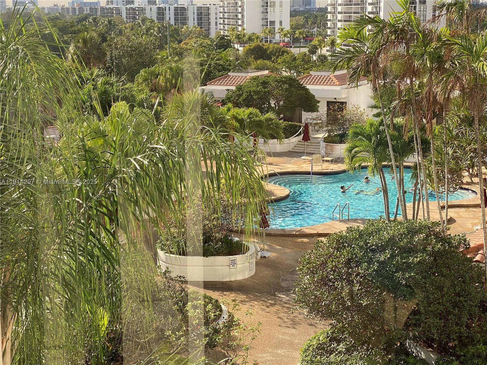 20281 E Country Club Dr #511, Aventura FL 33180