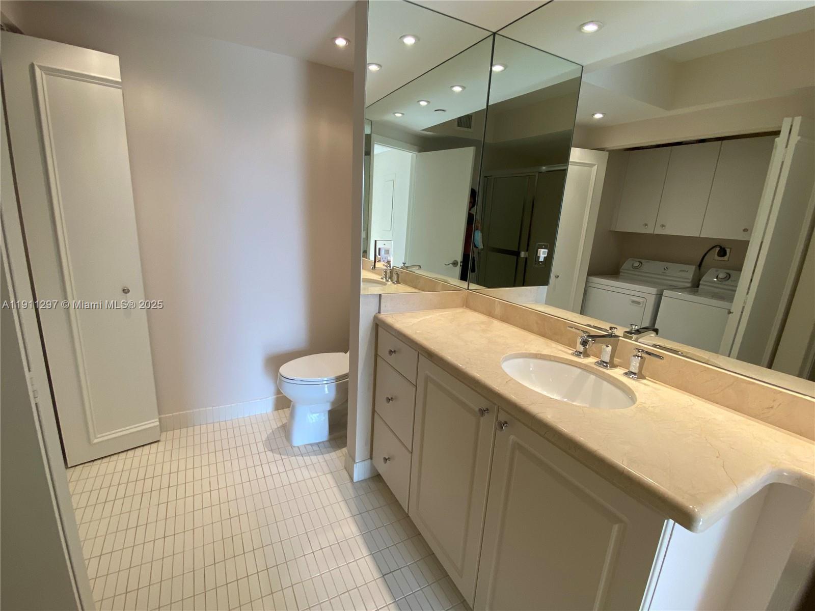 20281 E Country Club Dr #511, Aventura FL 33180