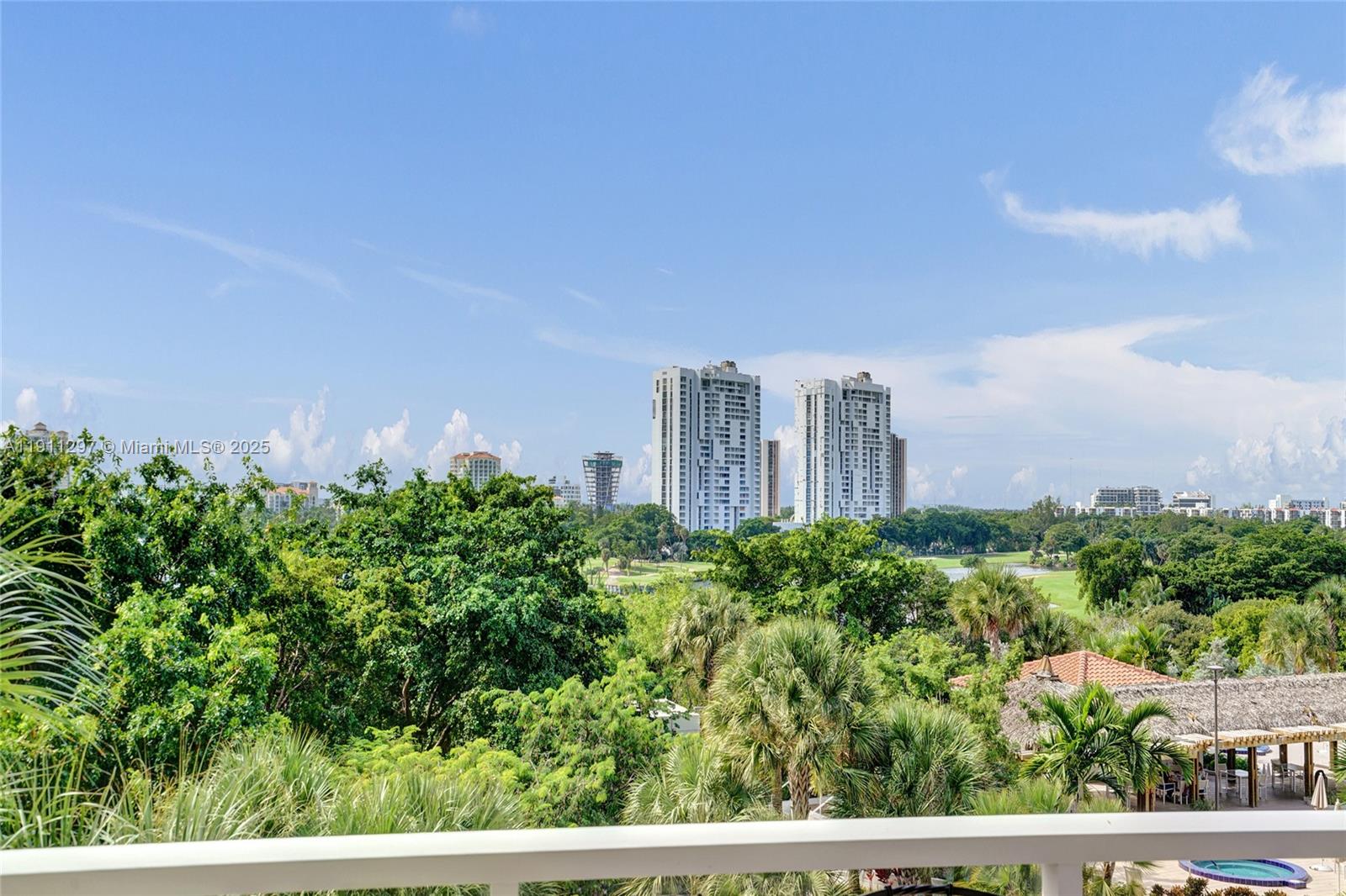 20281 E Country Club Dr #511, Aventura FL 33180