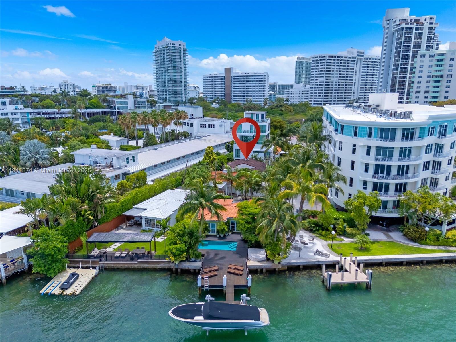 10 Century Ln, Miami Beach FL 33139