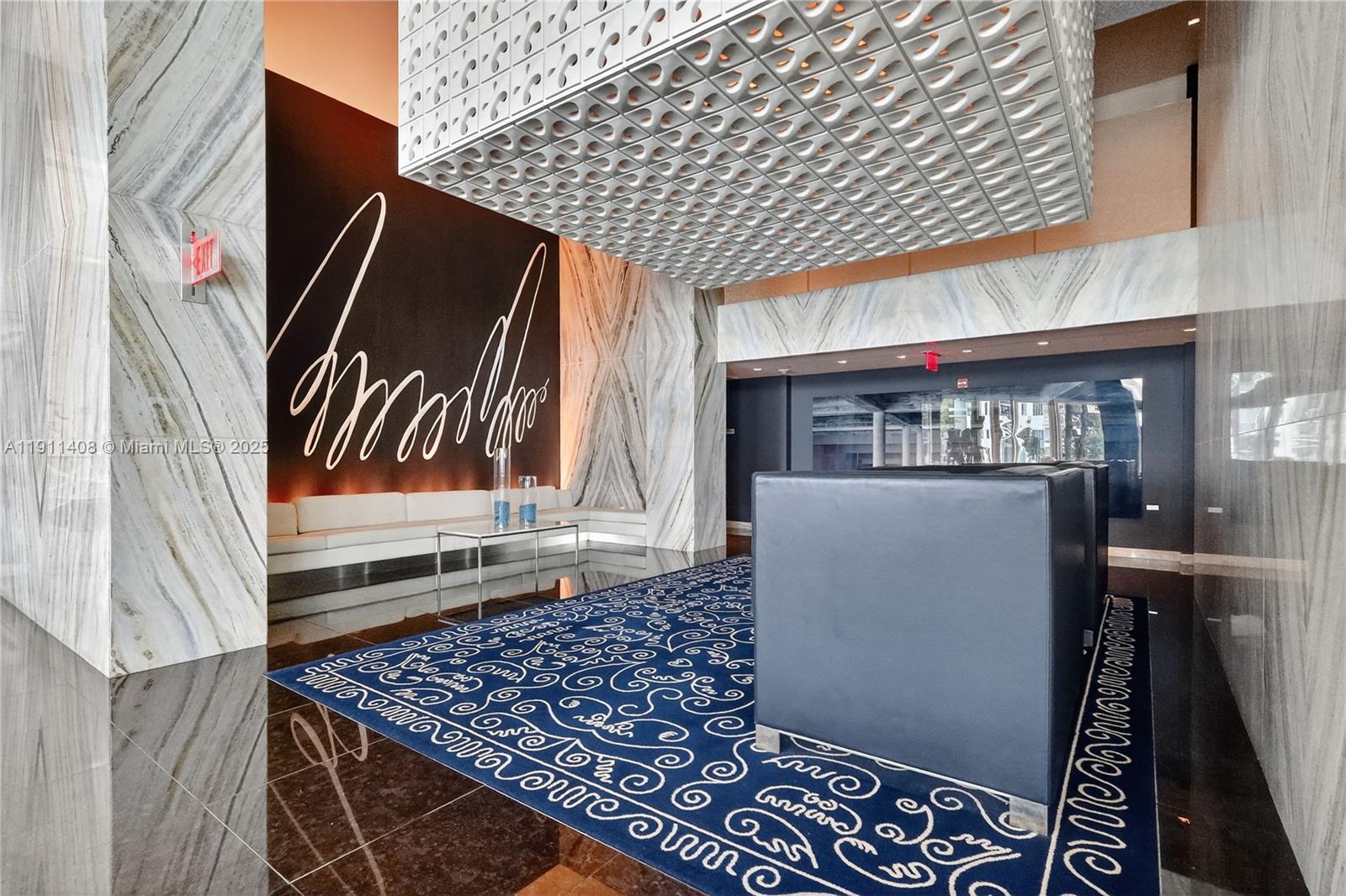 325 S Biscayne Blvd #3916, Miami FL 33131