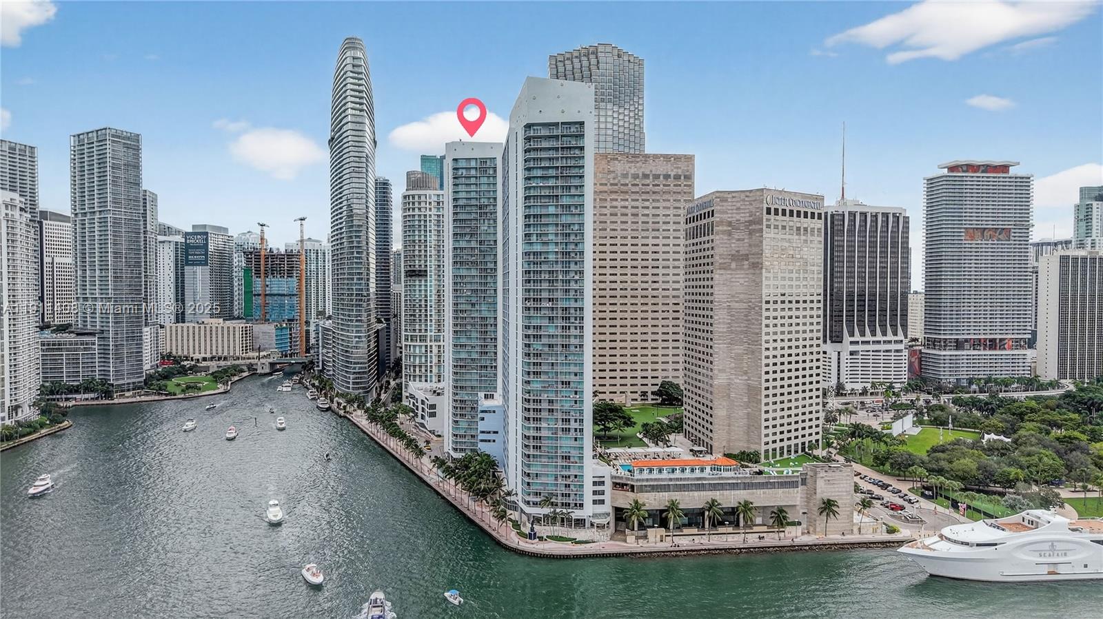 325 S Biscayne Blvd #3916, Miami FL 33131