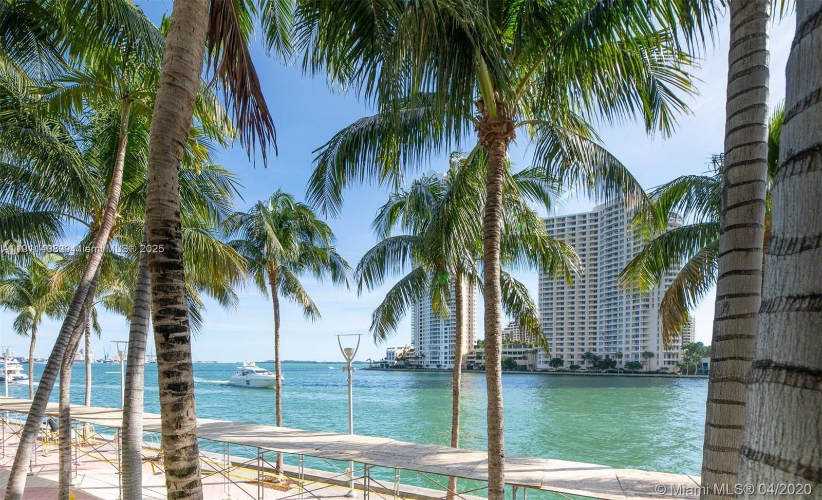 325 S Biscayne Blvd #3916, Miami FL 33131