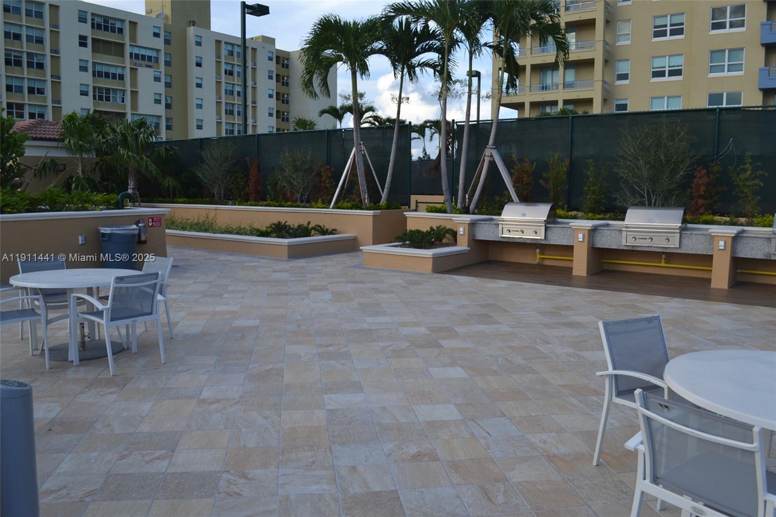 90 Alton Rd #407, Miami Beach FL 33139