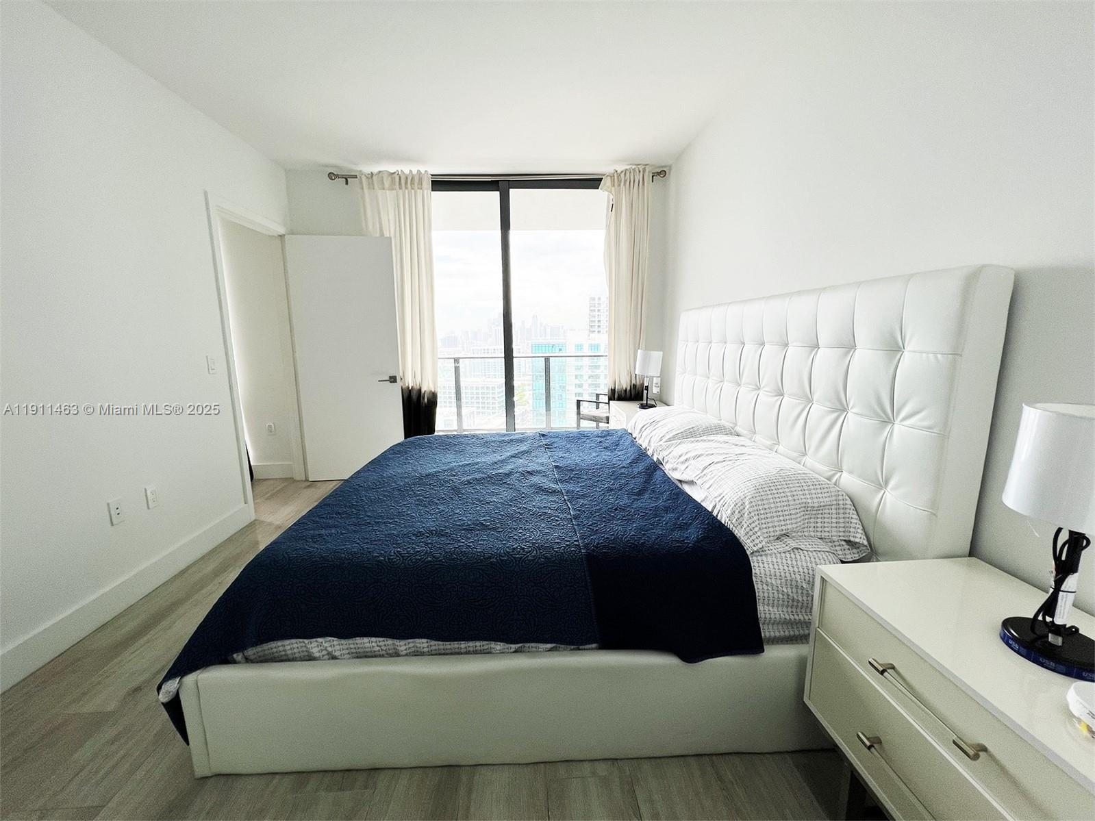 121 NE 34th St #2603, Miami FL 33137