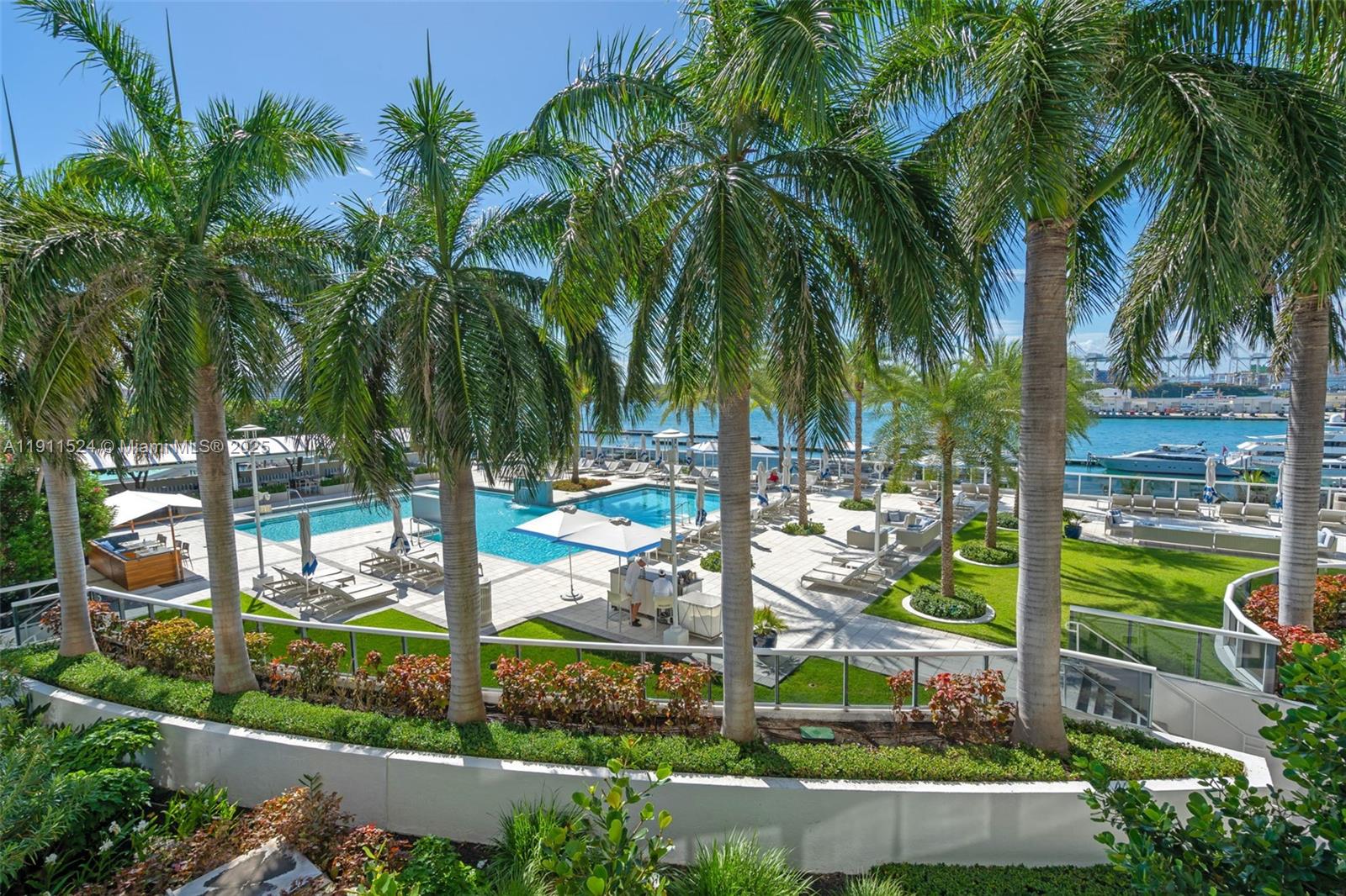 400 Alton Rd #706, Miami Beach FL 33139