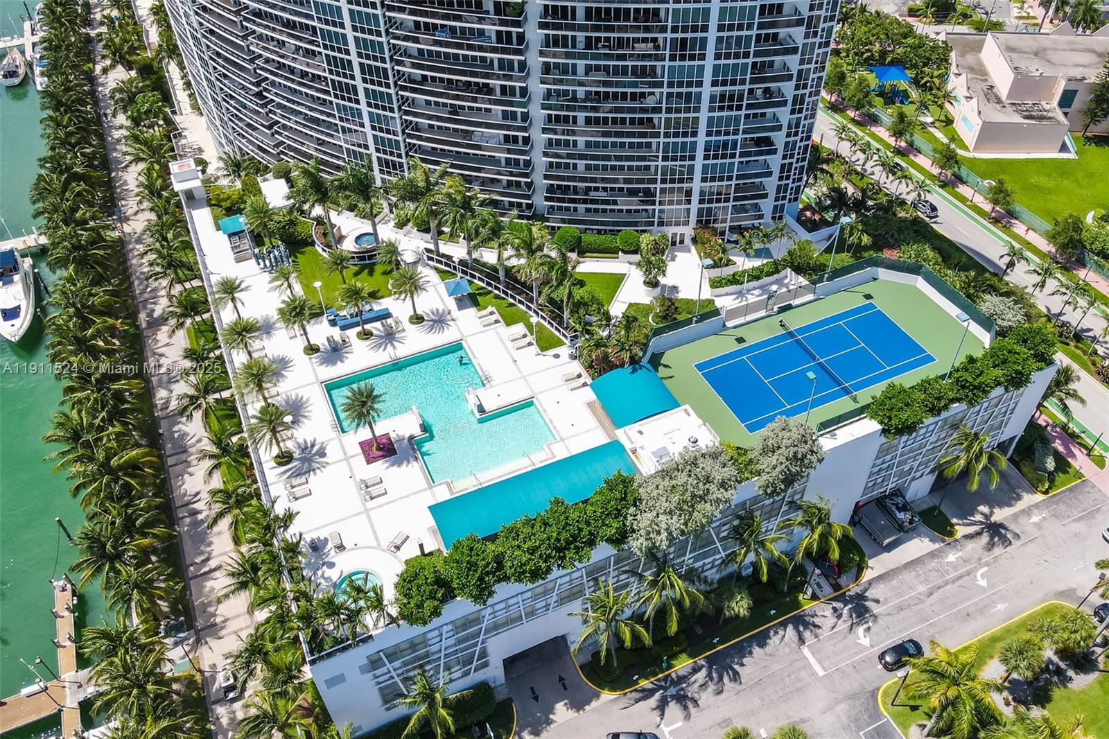400 Alton Rd #706, Miami Beach FL 33139