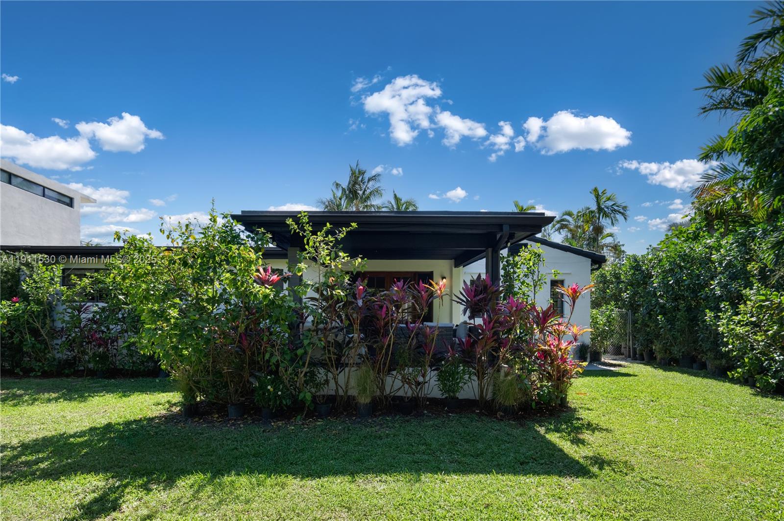 118 E 3rd Ct, Miami Beach FL 33139