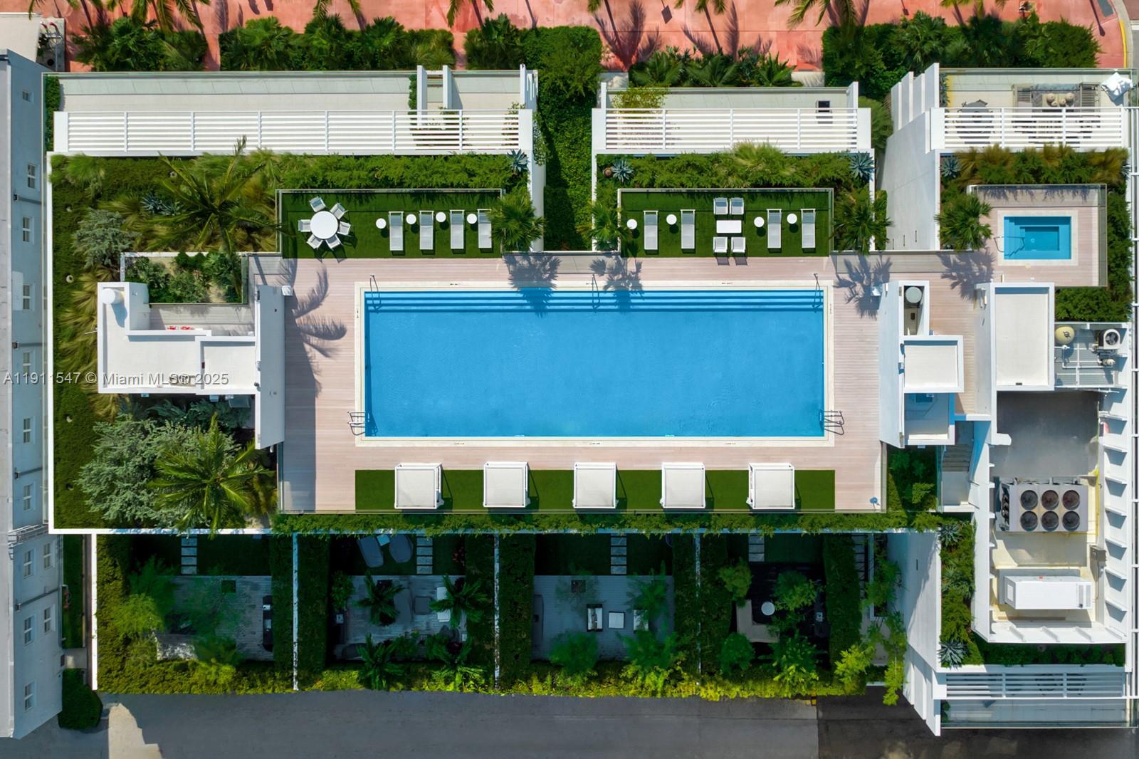 300 Collins Ave #PH3, Miami Beach FL 33139